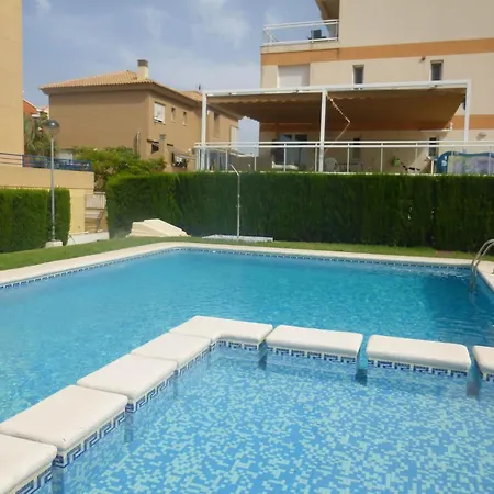 Ozieri Con Piscina Y Vistas Al Mar